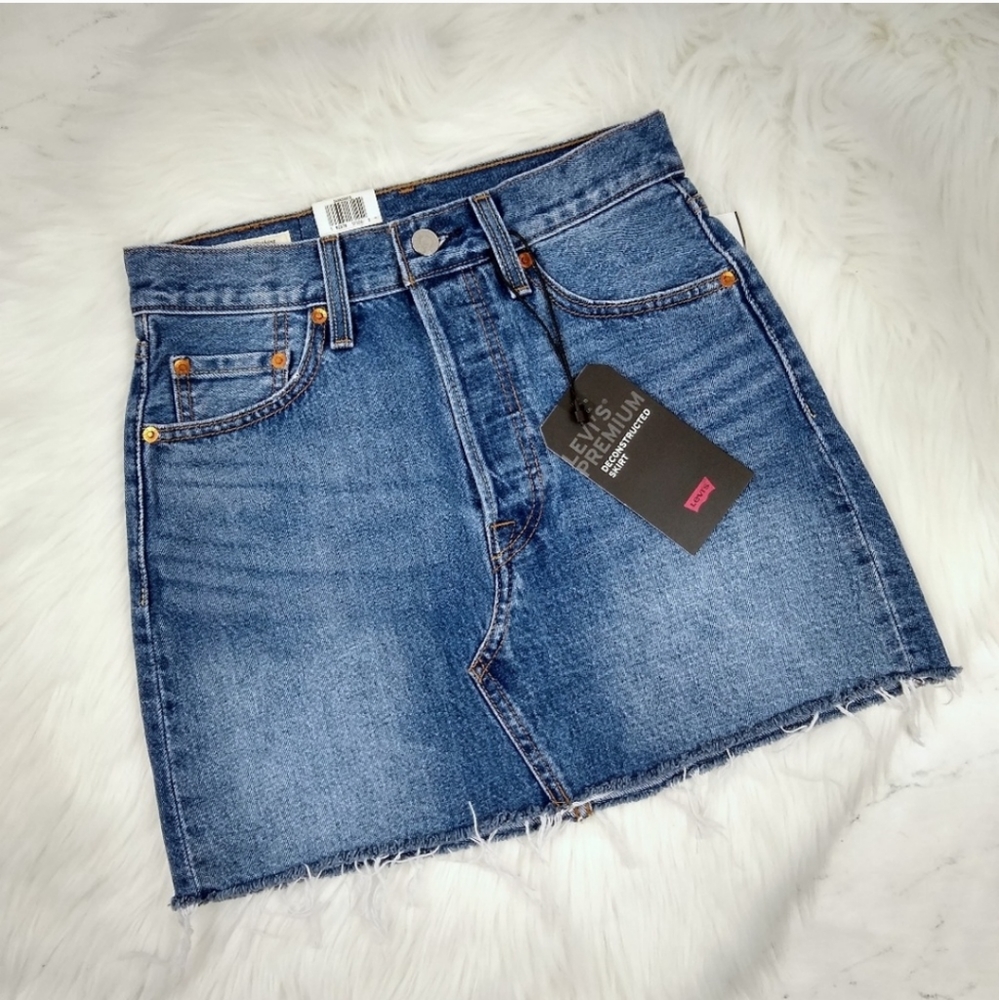 NEW Levi's Premium High Waist Cut Off Denim Skirt - Picture 4 of 8